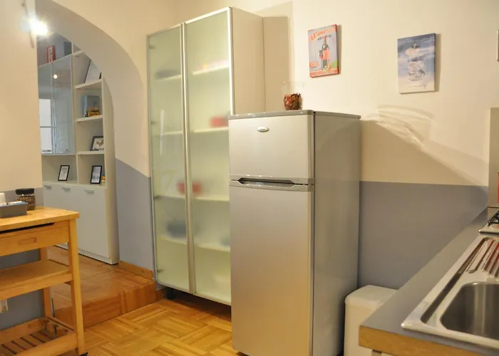 Апартаменты B&s Domus Colosseo Рим